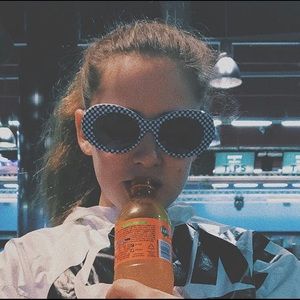 Meet your Posher, Grace